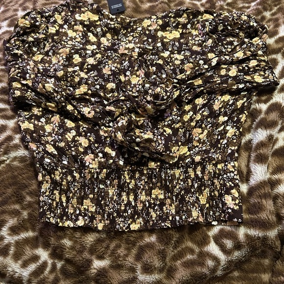 AFRM Brown and Floral Long sleeve shirt - Picture 4 of 4